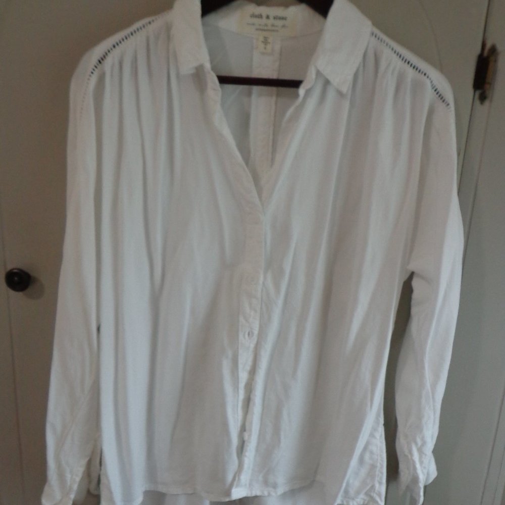 NWT Anthropologie cloth & stone Landry Buttondown Shirt S White Raglan Sleeves